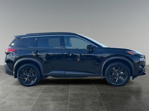 Used 2023 Nissan Rogue SV w/ SV Premium B Package AWD/4WD image 11