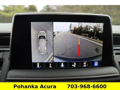 Used 2024 GMC Yukon SLT w/ SLT Premium Package image 14