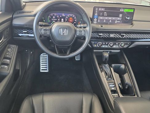 Used 2024 Honda Accord Sport image 12