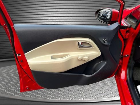 Used 2013 Kia Rio LX FWD image 19