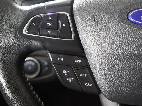 Used 2019 Ford Escape SEL AWD/4WD image 34