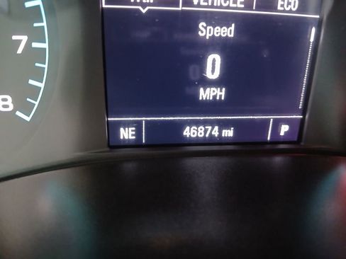 Used 2022 GMC Canyon AT4 image 24