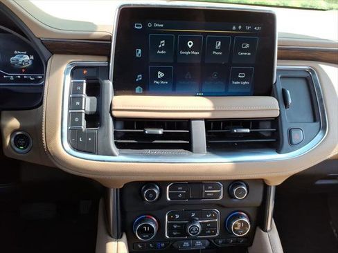 Used 2023 Chevrolet Tahoe Premier AWD/4WD image 18