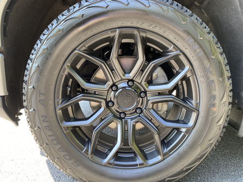 Used 2024 GMC Sierra 1500 Elevation w/ Preferred Package AWD/4WD image 45