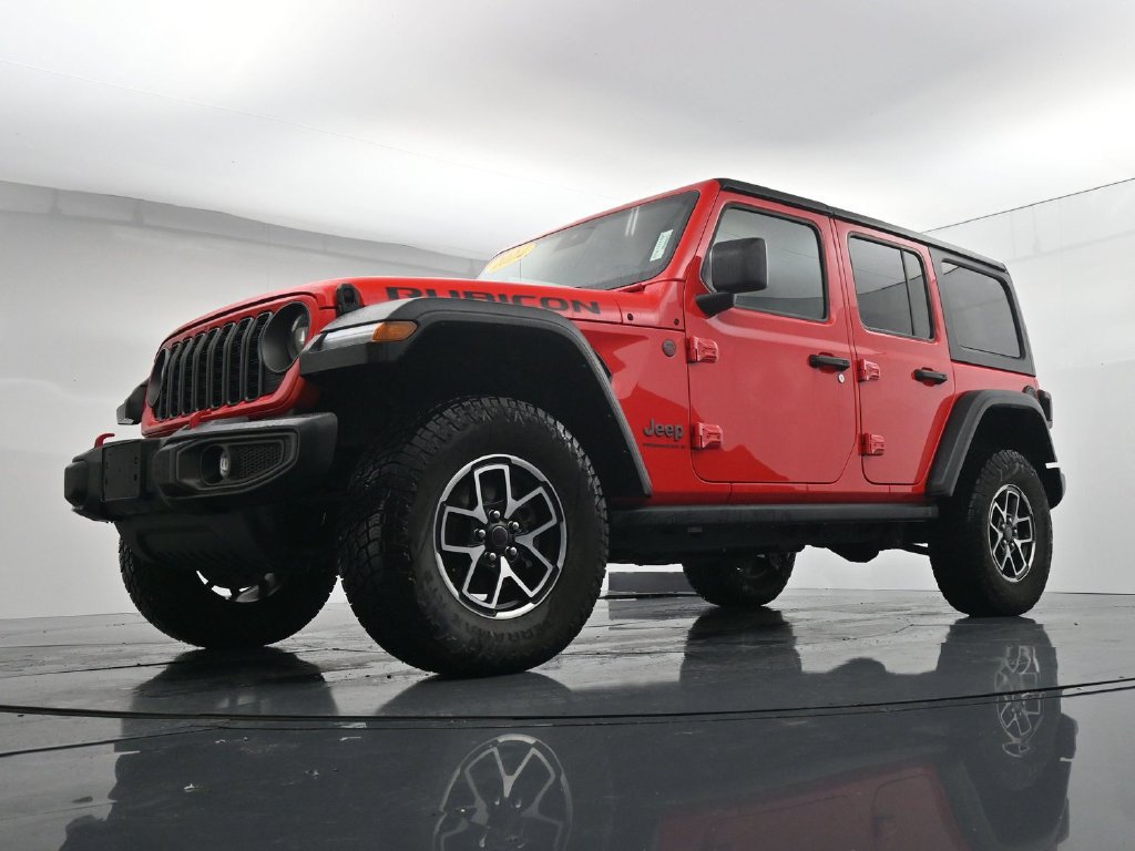 Used 2024 Jeep Wrangler Unlimited Rubicon AWD/4WD image 35