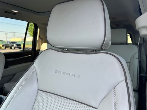 Certified 2024 GMC Yukon XL Denali RWD image 17