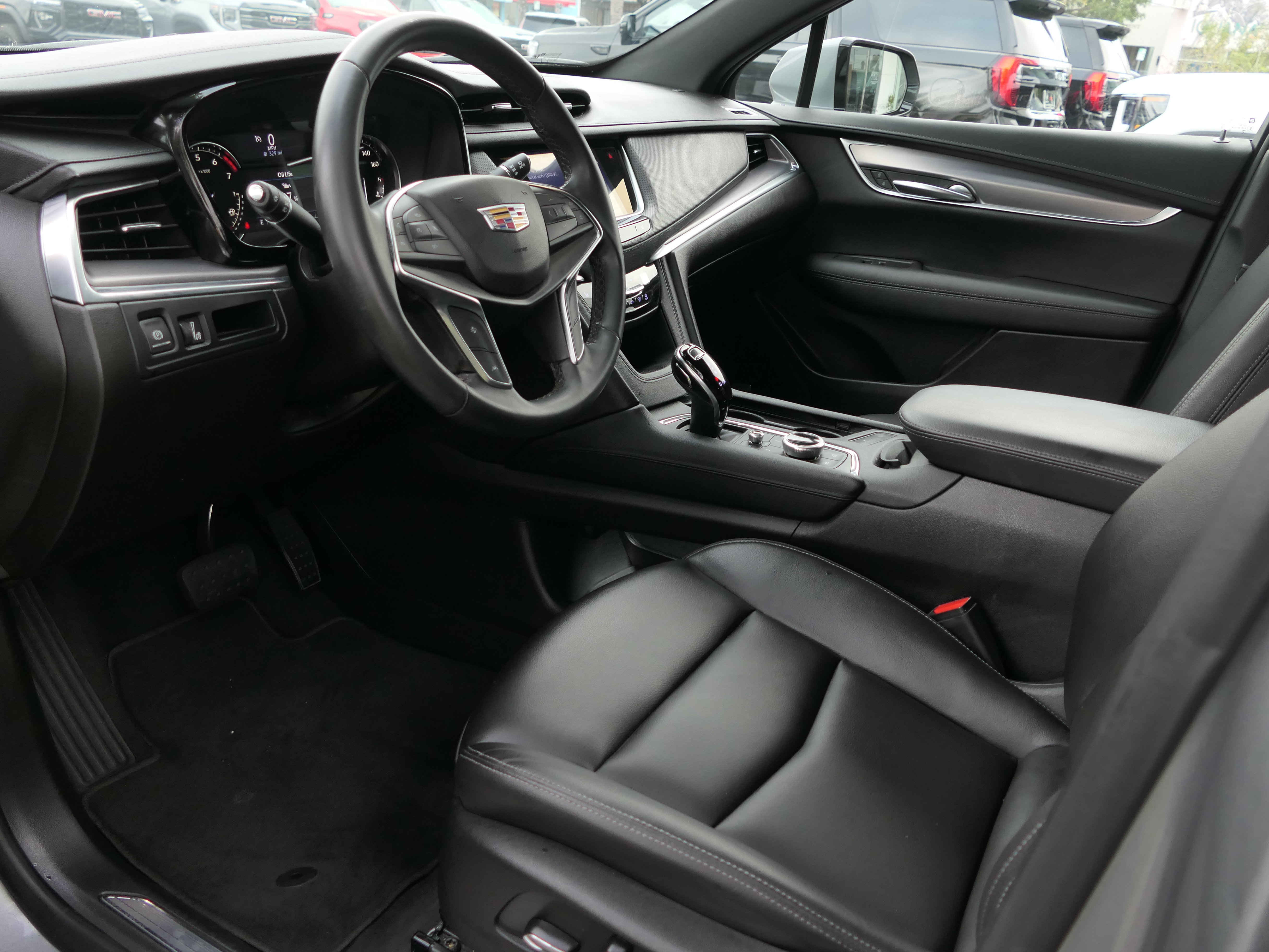 Certified 2024 Cadillac XT5 Luxury FWD image 13