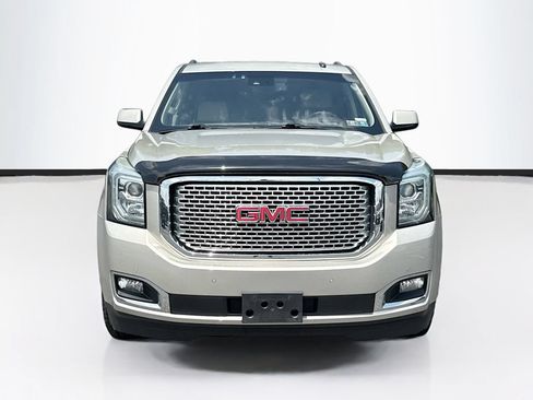 Used 2015 GMC Yukon Denali w/ Touring Package AWD/4WD image 2