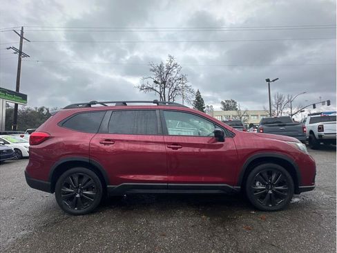 Used 2022 Subaru Ascent Onyx Edition image 9