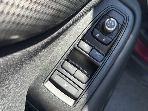 Used 2025 Subaru Outback Premium image 24