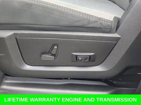 Used 2024 RAM 3500 Big Horn AWD/4WD image 21
