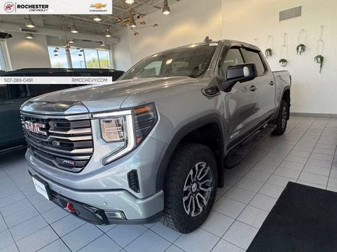 Certified 2023 GMC Sierra 1500 AT4 w/ Technology Package AWD/4WD image 24