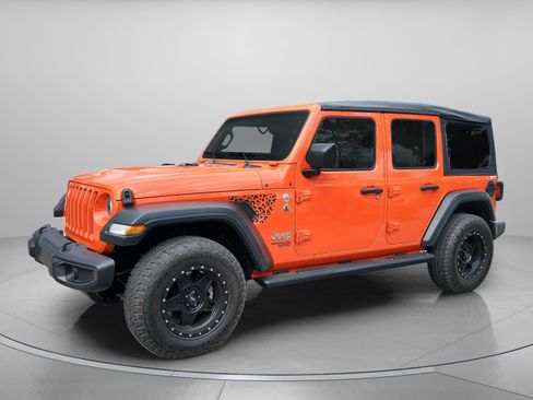 Used 2019 Jeep Wrangler Unlimited Sport S image 2