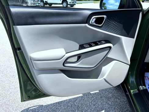 Used 2020 Kia Soul EX FWD image 10