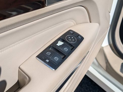 Used 2014 Mercedes-Benz E 350 Cabriolet image 16