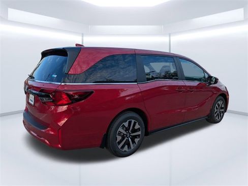 New 2026 Honda Odyssey EX-L image 4