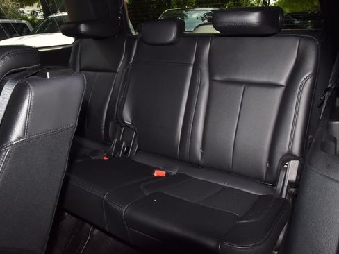 Used 2021 Ford Expedition XLT RWD image 15