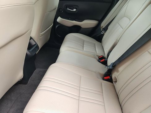 Used 2024 Honda HR-V EX-L image 29