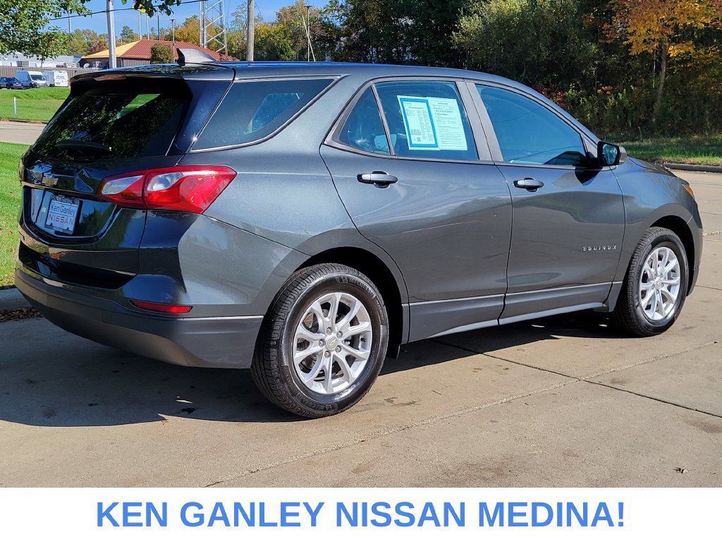 Used 2020 Chevrolet Equinox LS FWD image 3
