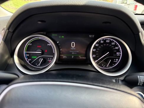 Used 2023 Toyota Camry XLE image 25