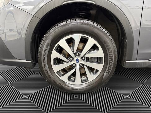 Certified 2021 Subaru Outback Premium image 14