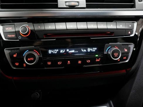 Used 2017 BMW 330i xDrive 330i xDrive image 18