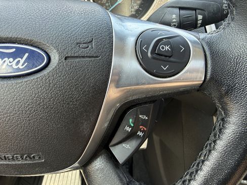 Used 2012 Ford Focus SEL FWD image 25