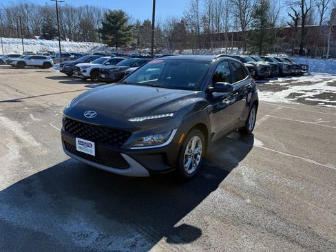Used 2023 Hyundai Kona SEL w/ Winter Weather Package image 14
