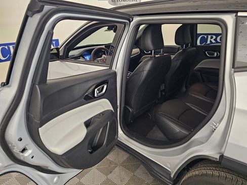 New 2026 Jeep Compass Limited image 31