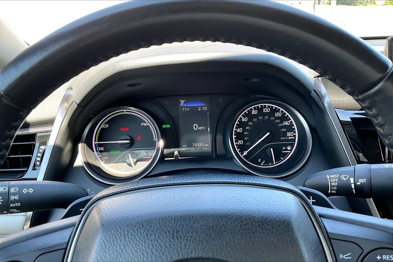 Used 2024 Toyota Camry SE w/ Audio Upgrade Package FWD image 10