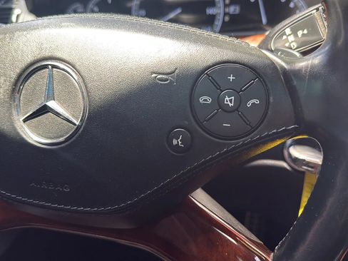 Used 2011 Mercedes-Benz S 550 4MATIC image 33