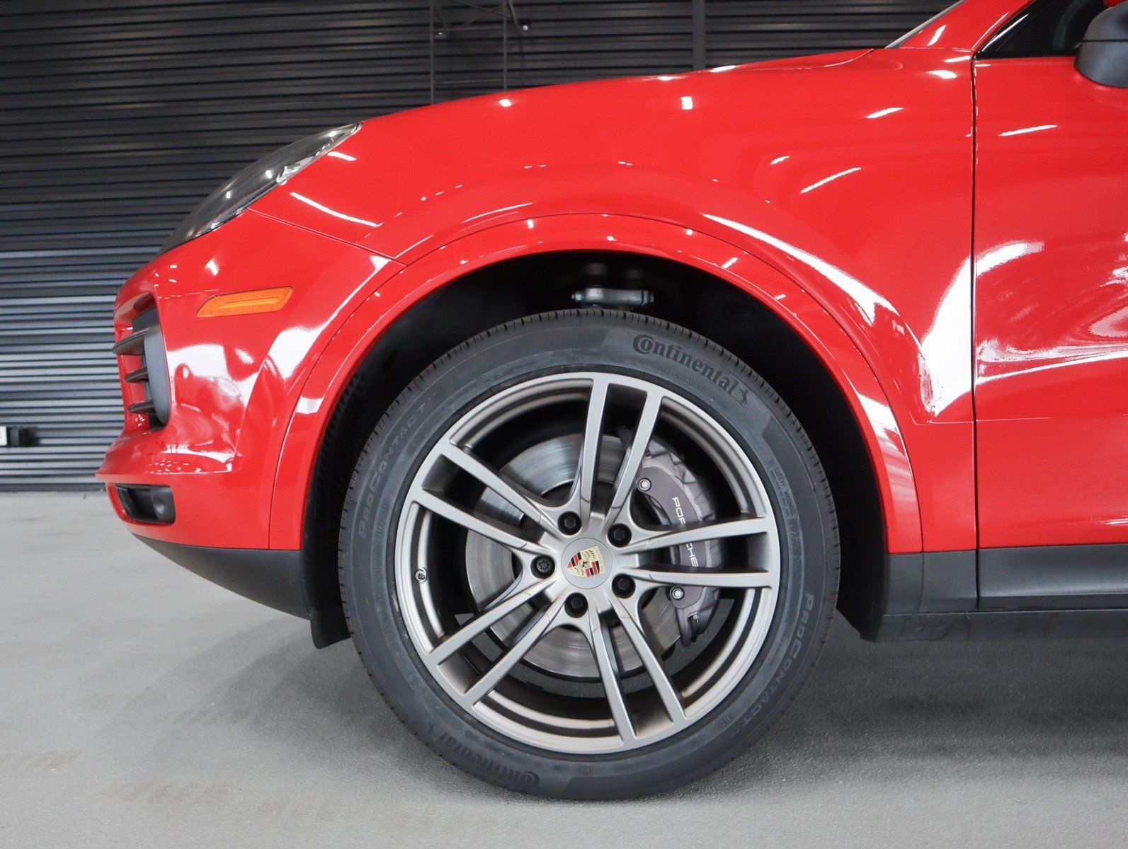 Certified 2023 Porsche Cayenne Coupe AWD/4WD image 12