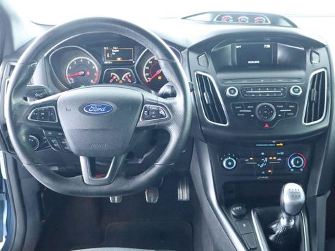 Used 2018 Ford Focus ST FWD image 17