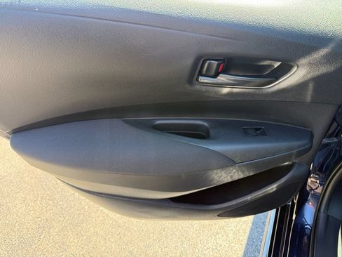 Used 2023 Toyota Corolla LE w/ Carpet Mat Package (TMS) FWD image 24
