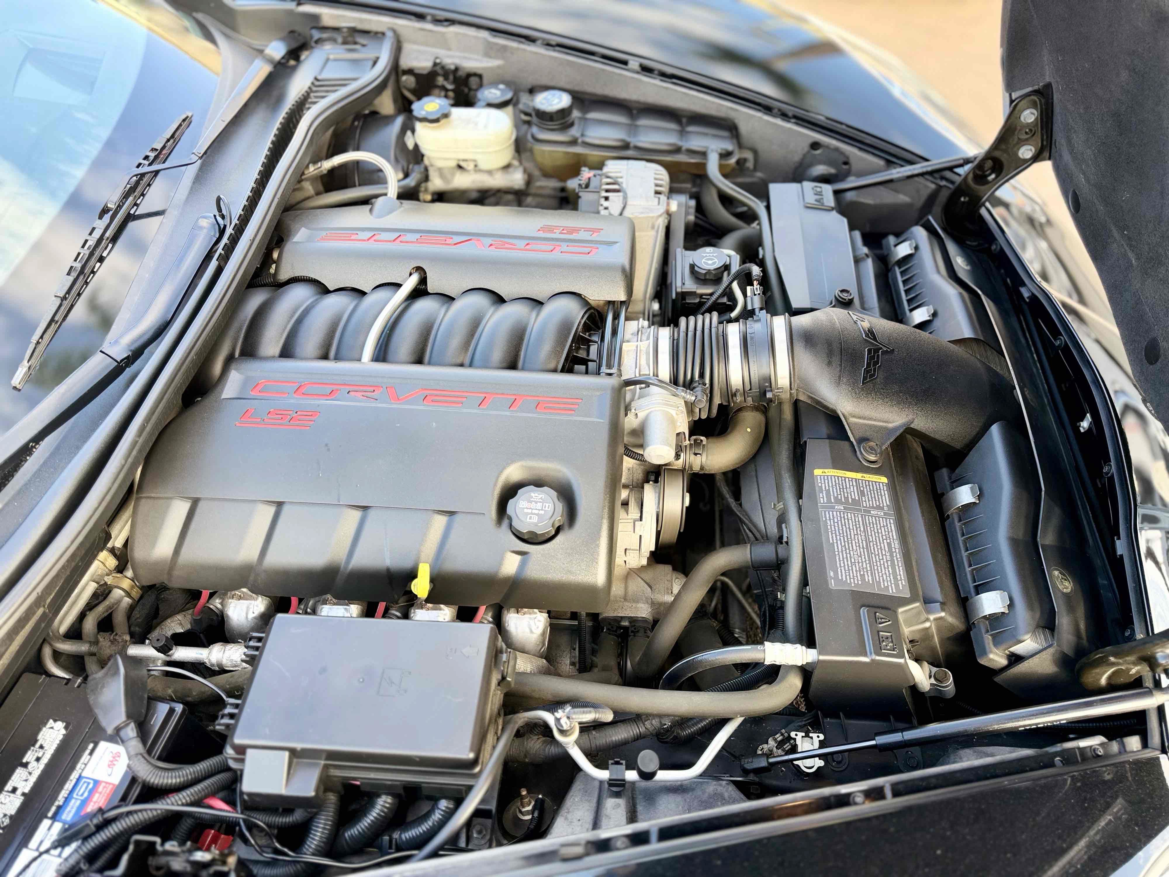 Used 2005 Chevrolet Corvette Coupe w/ Preferred Equipment Group RWD image 19