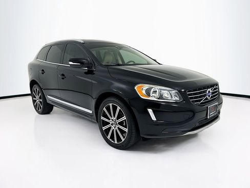 Used 2016 Volvo XC60 T5 Premier w/ Proximity Package FWD image 9