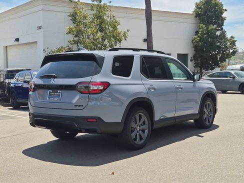 New 2026 Honda Pilot Sport image 11