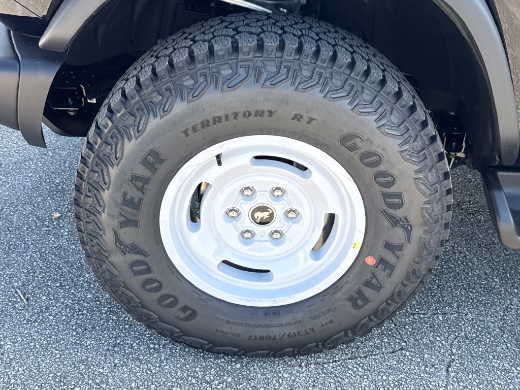 New 2026 Ford Bronco Heritage Edition AWD/4WD image 10
