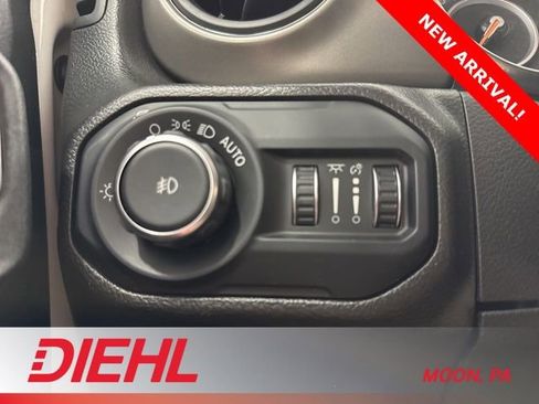 Used 2021 Jeep Wrangler Unlimited Sport image 20