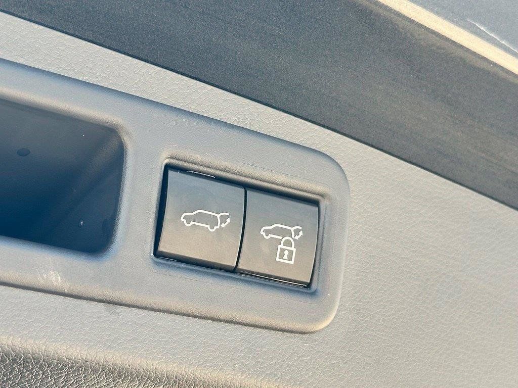 Used 2025 Lexus RX 350 FWD w/ Accessory Package image 22