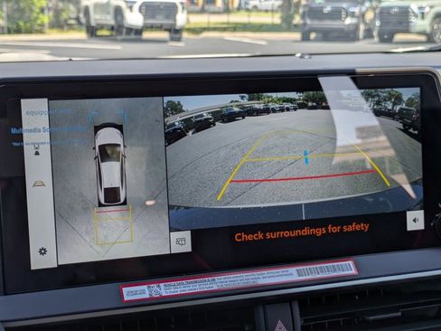 New 2025 Toyota Prius Plug-In Hybrid image 20