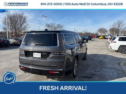 Used 2024 Jeep Grand Wagoneer Series II w/ Convenience Group III image 4