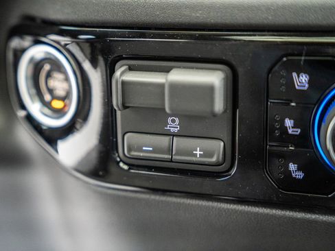 New 2026 Chevrolet Silverado 1500 ZR2 AWD/4WD image 29