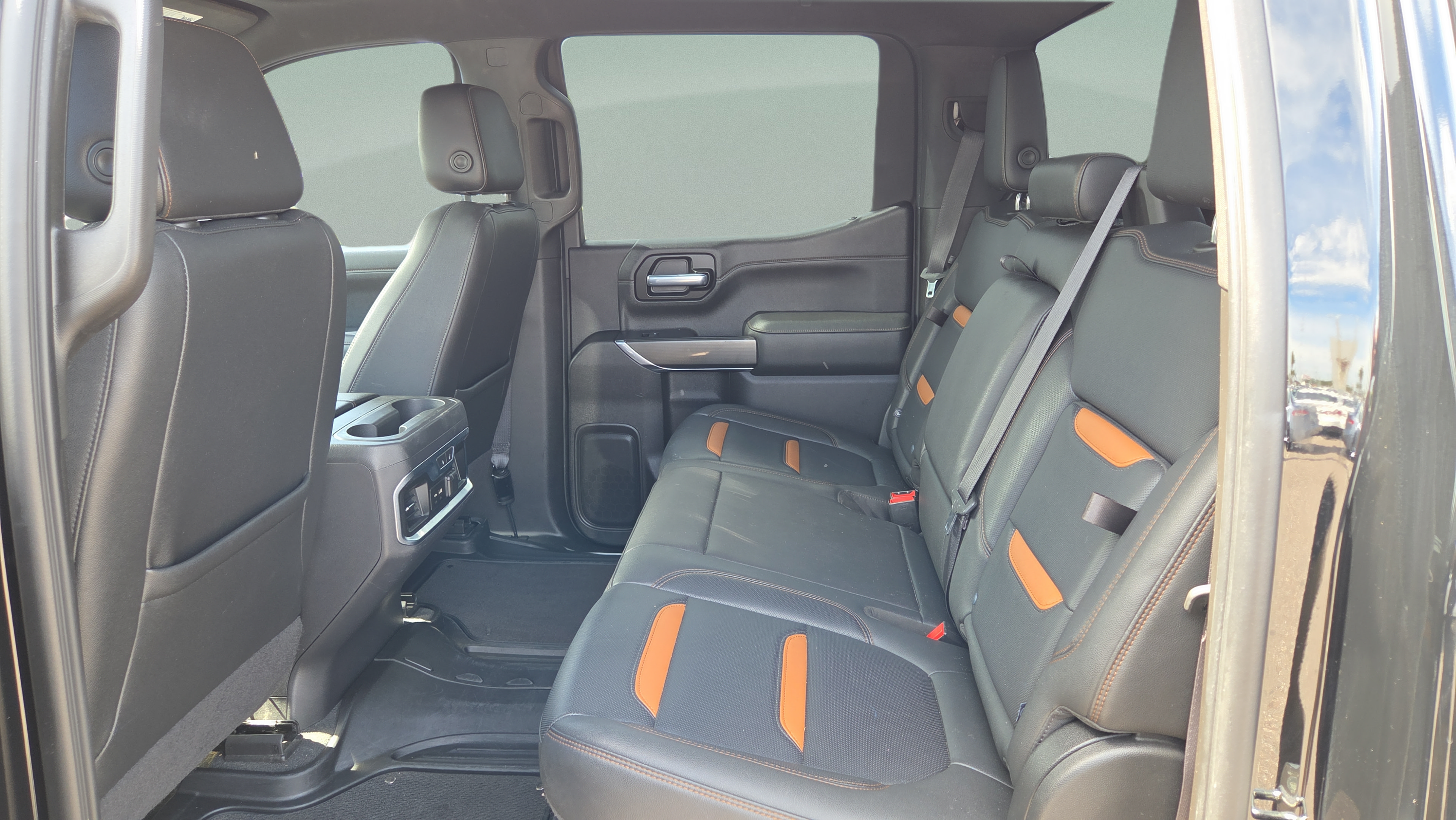 Used 2021 GMC Sierra 1500 AT4 w/ Driver Alert Package I AWD/4WD image 12