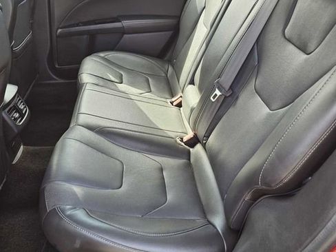 Used 2016 Ford Fusion Titanium image 7