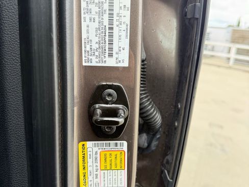 Used 2023 Ford F150 XLT RWD image 10