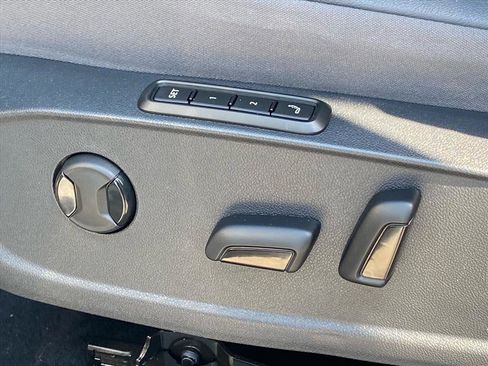 Used 2024 Volkswagen ID.4 S image 12