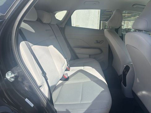 Used 2025 Hyundai Kona SEL image 39