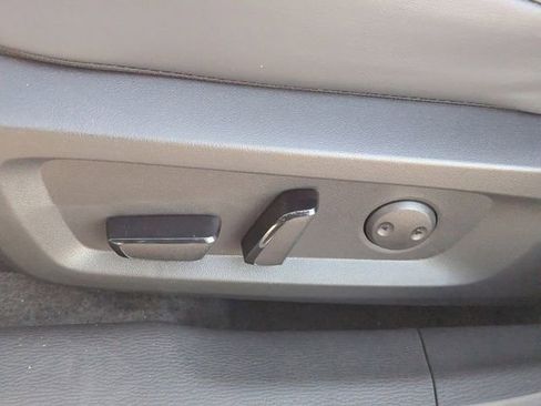 New 2026 Mitsubishi Outlander SE image 12