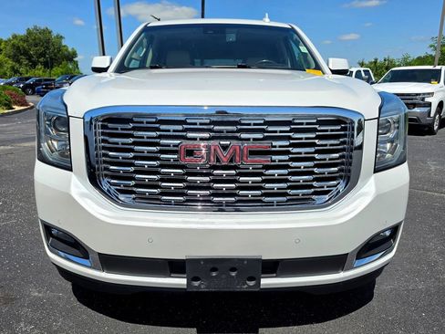 Used 2018 GMC Yukon Denali w/ Denali Ultimate Package AWD/4WD image 14